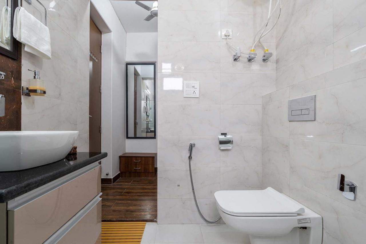 Brookvale Manor By Stayvista - Private Pool Haven With Endless Views & Indoor Fun Sohna Extérieur photo