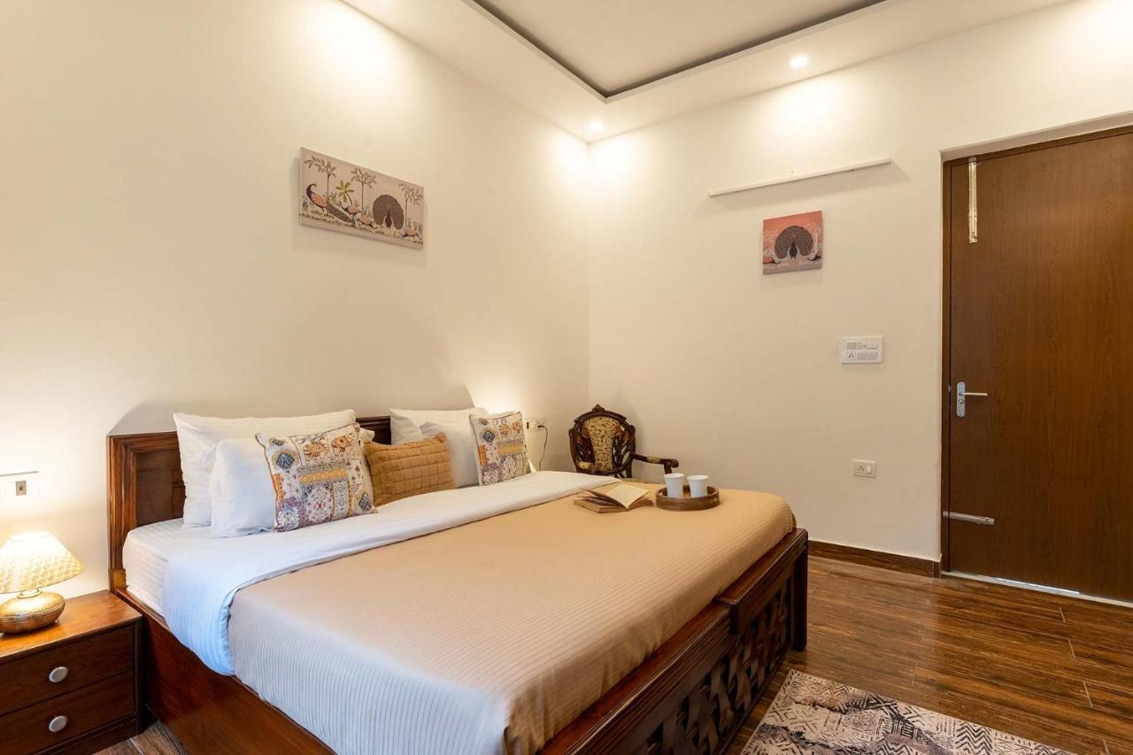Brookvale Manor By Stayvista - Private Pool Haven With Endless Views & Indoor Fun Sohna Extérieur photo